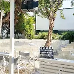 펜션 A Secret In The Heart Of Mykonos *