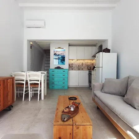 A Secret In The Heart Of Mykonos *